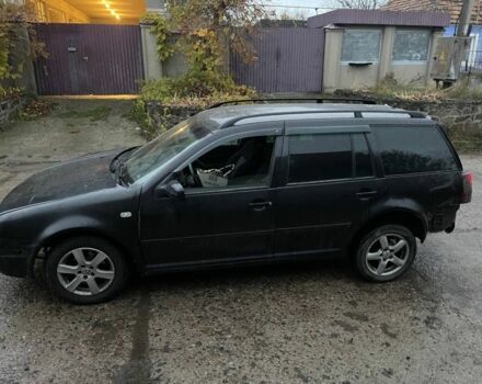 Черный Фольксваген Гольф, объемом двигателя 1.6 л и пробегом 400 тыс. км за 1500 $, фото 3 на Automoto.ua