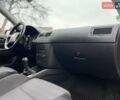 Черный Фольксваген Гольф, объемом двигателя 1.6 л и пробегом 250 тыс. км за 4350 $, фото 46 на Automoto.ua