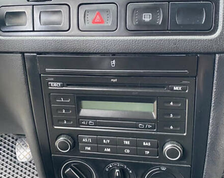 Чорний Фольксваген Гольф, об'ємом двигуна 1.6 л та пробігом 215 тис. км за 4700 $, фото 21 на Automoto.ua