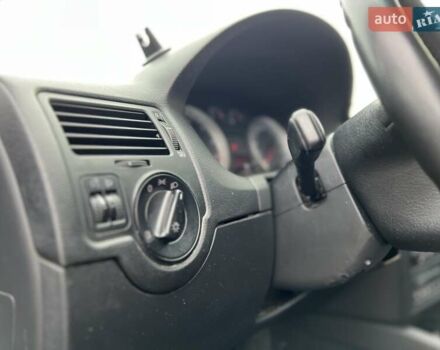 Черный Фольксваген Гольф, объемом двигателя 1.6 л и пробегом 250 тыс. км за 4350 $, фото 52 на Automoto.ua