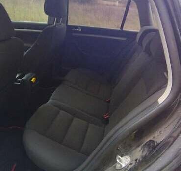 Черный Фольксваген Гольф, объемом двигателя 1.39 л и пробегом 241 тыс. км за 5300 $, фото 12 на Automoto.ua