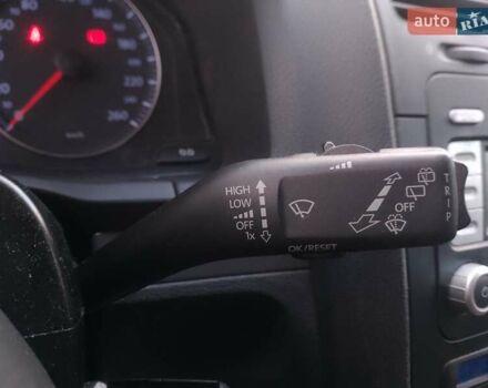 Черный Фольксваген Гольф, объемом двигателя 1.6 л и пробегом 181 тыс. км за 5550 $, фото 33 на Automoto.ua