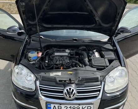 Черный Фольксваген Гольф, объемом двигателя 1.6 л и пробегом 226 тыс. км за 6700 $, фото 5 на Automoto.ua