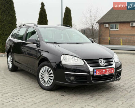 Черный Фольксваген Гольф, объемом двигателя 1.6 л и пробегом 219 тыс. км за 6499 $, фото 9 на Automoto.ua