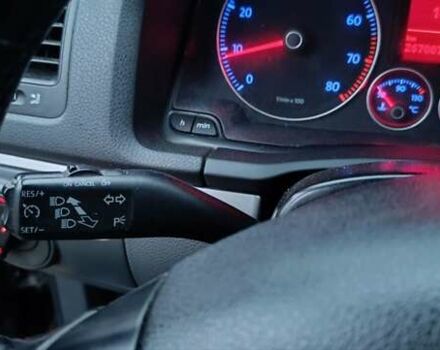 Черный Фольксваген Гольф, объемом двигателя 1.4 л и пробегом 267 тыс. км за 6300 $, фото 2 на Automoto.ua