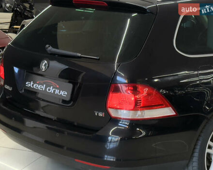 Черный Фольксваген Гольф, объемом двигателя 1.39 л и пробегом 230 тыс. км за 7299 $, фото 9 на Automoto.ua