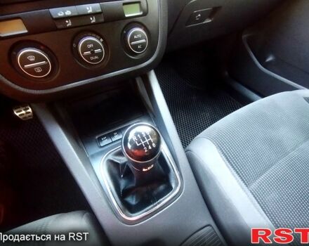 Черный Фольксваген Гольф, объемом двигателя 1.4 л и пробегом 265 тыс. км за 4800 $, фото 7 на Automoto.ua