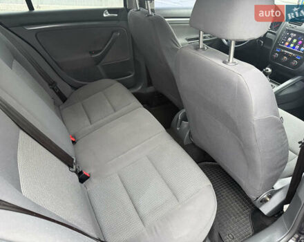 Чорний Фольксваген Гольф, об'ємом двигуна 1.6 л та пробігом 247 тис. км за 6700 $, фото 15 на Automoto.ua