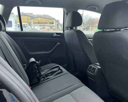 Черный Фольксваген Гольф, объемом двигателя 1.6 л и пробегом 200 тыс. км за 6200 $, фото 11 на Automoto.ua