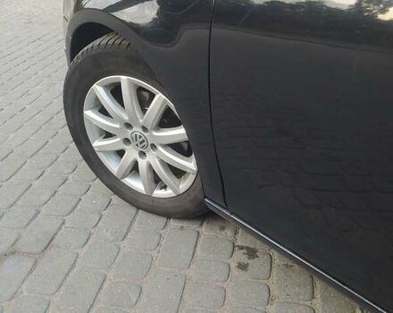 Черный Фольксваген Гольф, объемом двигателя 1.39 л и пробегом 250 тыс. км за 4500 $, фото 6 на Automoto.ua