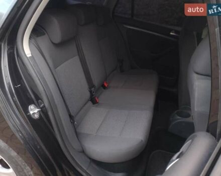 Черный Фольксваген Гольф, объемом двигателя 1.6 л и пробегом 181 тыс. км за 5550 $, фото 35 на Automoto.ua