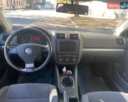 Черный Фольксваген Гольф, объемом двигателя 1.97 л и пробегом 273 тыс. км за 5900 $, фото 8 на Automoto.ua