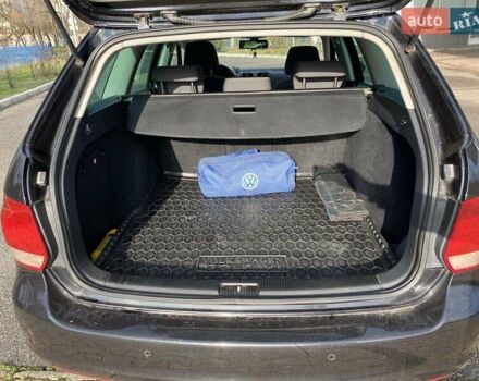 Чорний Фольксваген Гольф, об'ємом двигуна 1.39 л та пробігом 230 тис. км за 6900 $, фото 28 на Automoto.ua