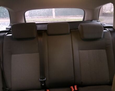 Черный Фольксваген Гольф, объемом двигателя 1.6 л и пробегом 248 тыс. км за 5700 $, фото 5 на Automoto.ua