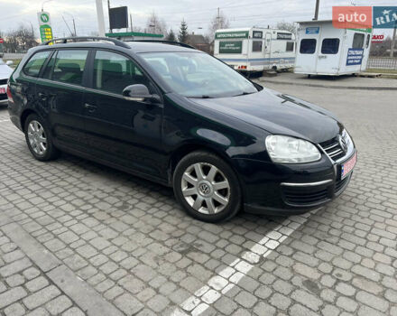 Черный Фольксваген Гольф, объемом двигателя 1.6 л и пробегом 200 тыс. км за 6200 $, фото 2 на Automoto.ua
