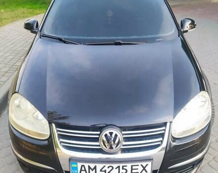 Черный Фольксваген Гольф, объемом двигателя 1.39 л и пробегом 250 тыс. км за 4500 $, фото 4 на Automoto.ua