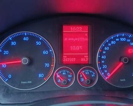 Черный Фольксваген Гольф, объемом двигателя 1.4 л и пробегом 267 тыс. км за 6300 $, фото 22 на Automoto.ua