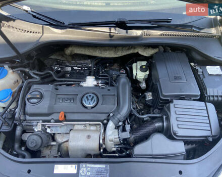 Черный Фольксваген Гольф, объемом двигателя 1.39 л и пробегом 301 тыс. км за 5800 $, фото 8 на Automoto.ua