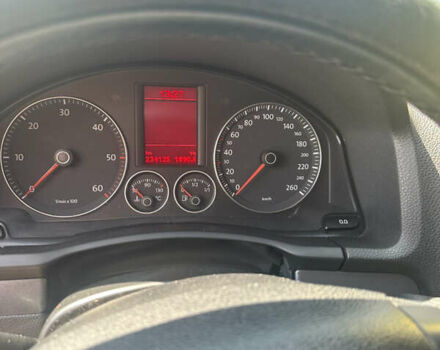 Черный Фольксваген Гольф, объемом двигателя 1.9 л и пробегом 234 тыс. км за 6100 $, фото 14 на Automoto.ua