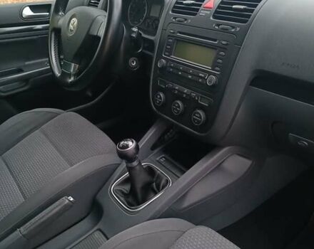 Фольксваген Гольф 2007 у Вінниці на Automoto.ua Чорний Фольксваген Гольф, об'ємом двигуна 1.6 л та пробігом 218 тис. км за 6700 $, фото 36 на Automoto.ua