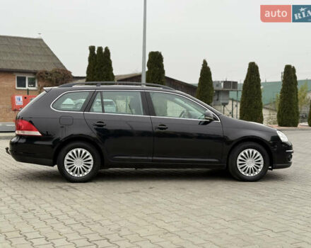 Черный Фольксваген Гольф, объемом двигателя 1.6 л и пробегом 219 тыс. км за 6499 $, фото 12 на Automoto.ua