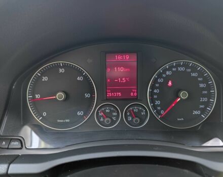 Черный Фольксваген Гольф, объемом двигателя 2 л и пробегом 251 тыс. км за 2999 $, фото 12 на Automoto.ua