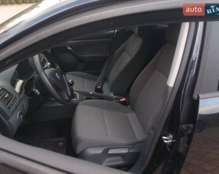 Черный Фольксваген Гольф, объемом двигателя 1.6 л и пробегом 181 тыс. км за 5550 $, фото 29 на Automoto.ua