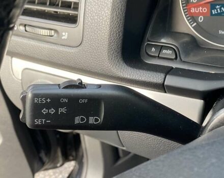 Чорний Фольксваген Гольф, об'ємом двигуна 1.39 л та пробігом 230 тис. км за 6900 $, фото 38 на Automoto.ua