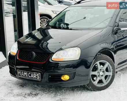 Черный Фольксваген Гольф, объемом двигателя 1.6 л и пробегом 247 тыс. км за 5900 $, фото 4 на Automoto.ua