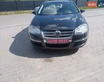 Черный Фольксваген Гольф, объемом двигателя 1.4 л и пробегом 139 тыс. км за 7200 $, фото 1 на Automoto.ua