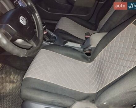 Черный Фольксваген Гольф, объемом двигателя 1.9 л и пробегом 260 тыс. км за 6100 $, фото 2 на Automoto.ua