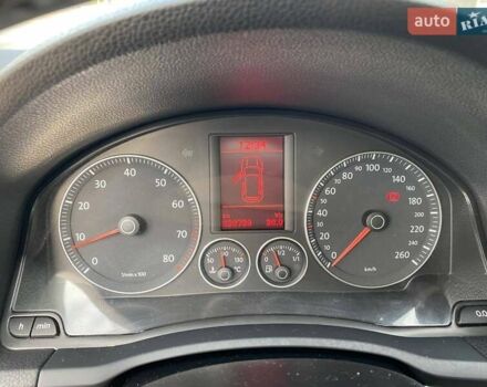 Чорний Фольксваген Гольф, об'ємом двигуна 1.39 л та пробігом 230 тис. км за 6900 $, фото 32 на Automoto.ua