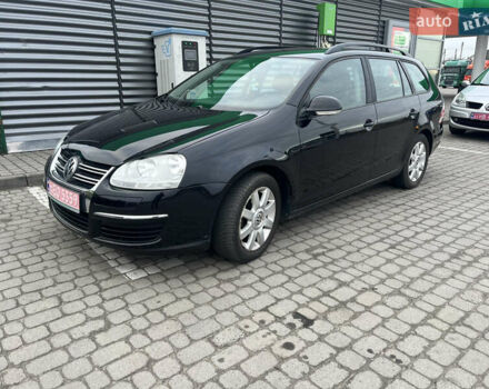 Черный Фольксваген Гольф, объемом двигателя 1.6 л и пробегом 200 тыс. км за 6200 $, фото 1 на Automoto.ua