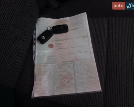 Черный Фольксваген Гольф, объемом двигателя 1.6 л и пробегом 181 тыс. км за 5550 $, фото 39 на Automoto.ua