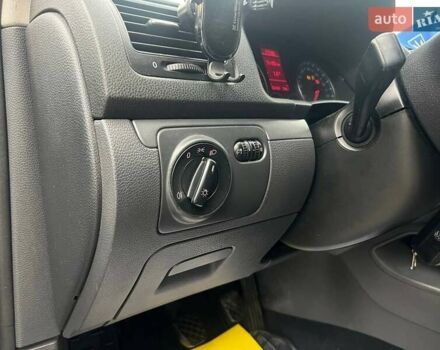 Чорний Фольксваген Гольф, об'ємом двигуна 1.9 л та пробігом 234 тис. км за 6100 $, фото 16 на Automoto.ua