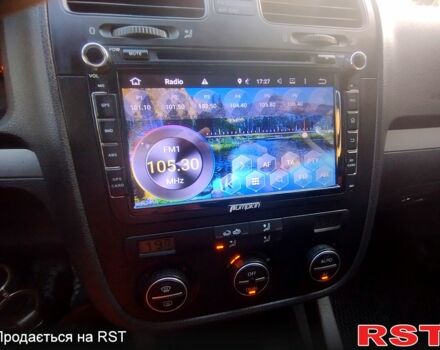 Черный Фольксваген Гольф, объемом двигателя 1.4 л и пробегом 265 тыс. км за 4800 $, фото 8 на Automoto.ua