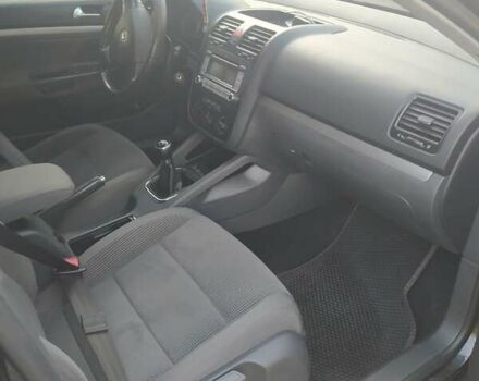 Чорний Фольксваген Гольф, об'ємом двигуна 1.39 л та пробігом 253 тис. км за 3999 $, фото 7 на Automoto.ua