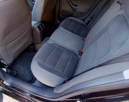 Черный Фольксваген Гольф, объемом двигателя 1.4 л и пробегом 265 тыс. км за 4800 $, фото 6 на Automoto.ua