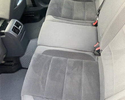 Черный Фольксваген Гольф, объемом двигателя 1.39 л и пробегом 301 тыс. км за 5800 $, фото 4 на Automoto.ua