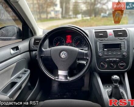Чорний Фольксваген Гольф, об'ємом двигуна 1.4 л та пробігом 272 тис. км за 5999 $, фото 3 на Automoto.ua