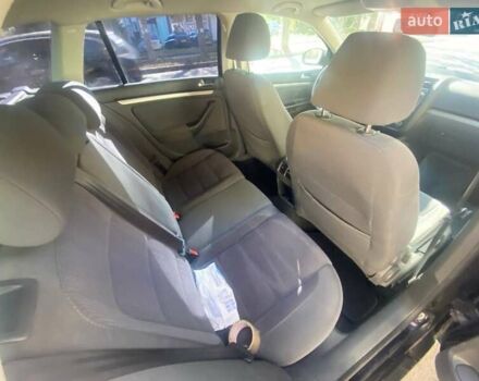 Черный Фольксваген Гольф, объемом двигателя 1.97 л и пробегом 273 тыс. км за 5900 $, фото 14 на Automoto.ua