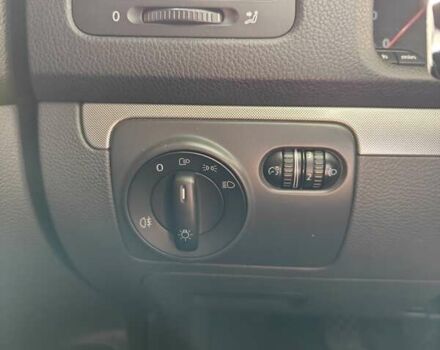 Чорний Фольксваген Гольф, об'ємом двигуна 1.4 л та пробігом 272 тис. км за 5999 $, фото 6 на Automoto.ua