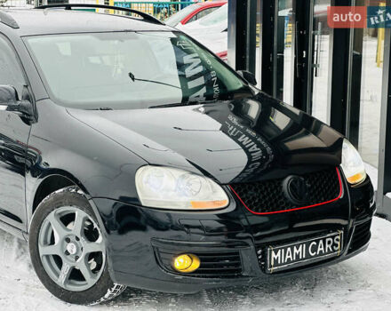 Черный Фольксваген Гольф, объемом двигателя 1.6 л и пробегом 247 тыс. км за 5900 $, фото 1 на Automoto.ua