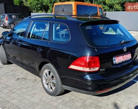Черный Фольксваген Гольф, объемом двигателя 1.6 л и пробегом 246 тыс. км за 5800 $, фото 4 на Automoto.ua