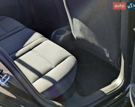 Черный Фольксваген Гольф, объемом двигателя 1.6 л и пробегом 246 тыс. км за 5800 $, фото 10 на Automoto.ua