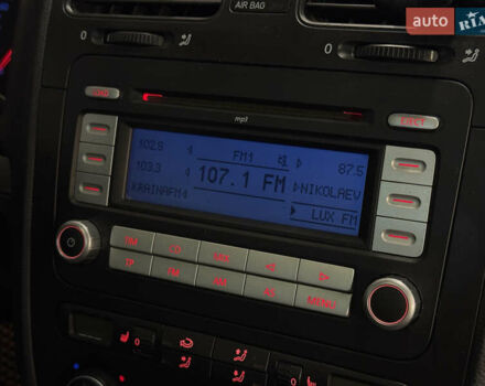 Черный Фольксваген Гольф, объемом двигателя 1.39 л и пробегом 230 тыс. км за 7299 $, фото 27 на Automoto.ua