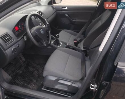 Черный Фольксваген Гольф, объемом двигателя 1.6 л и пробегом 181 тыс. км за 5550 $, фото 27 на Automoto.ua