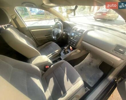 Черный Фольксваген Гольф, объемом двигателя 1.97 л и пробегом 273 тыс. км за 5900 $, фото 9 на Automoto.ua