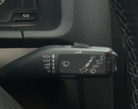 Чорний Фольксваген Гольф, об'ємом двигуна 1.4 л та пробігом 240 тис. км за 5300 $, фото 28 на Automoto.ua