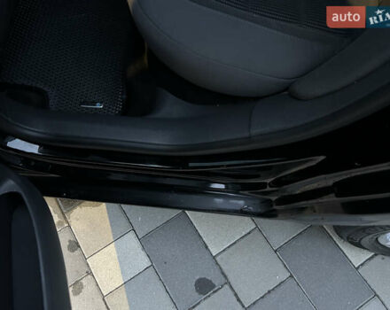 Черный Фольксваген Гольф, объемом двигателя 1.9 л и пробегом 289 тыс. км за 7450 $, фото 20 на Automoto.ua